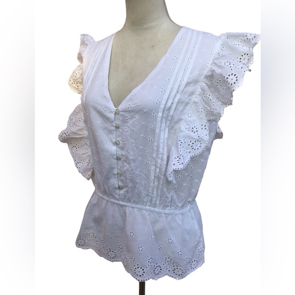 New York And Company White Eyelet Ruffle Trim Blousee Size Large NWT - Picture 2 of 10